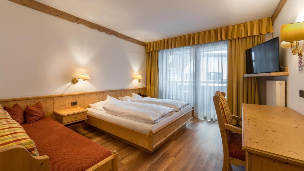Hotel Armin Selva di Val Gardena Exterior foto